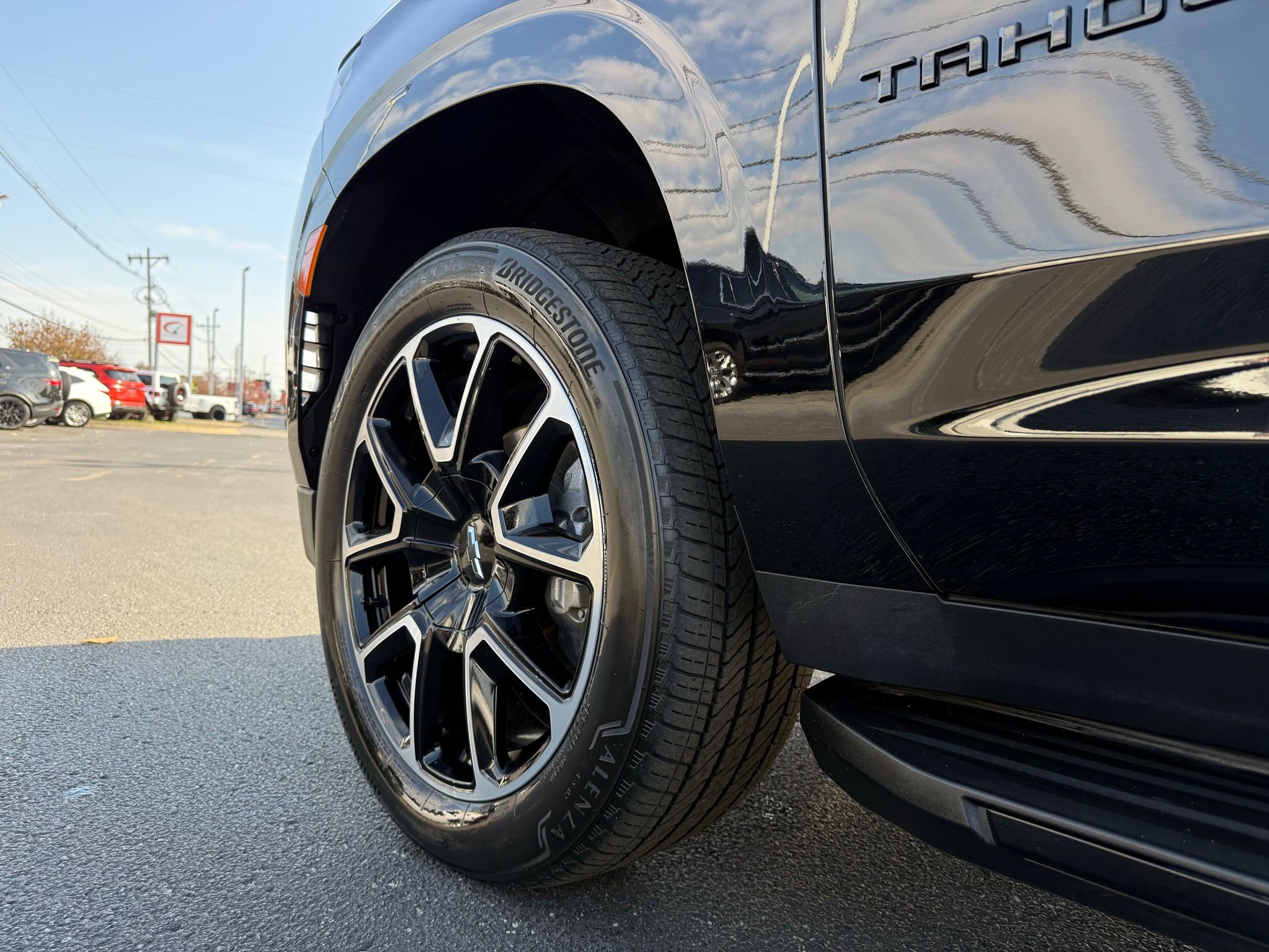 Used 2022 Chevrolet Tahoe RST w/ Luxury Package image 15