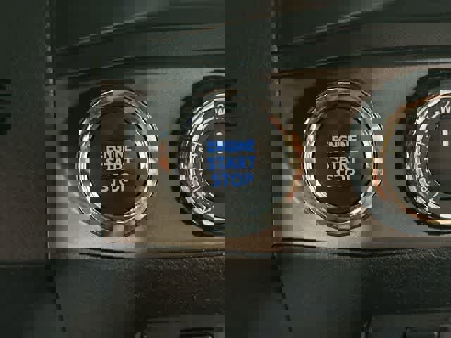 Used 2022 Toyota Tacoma TRD Off-Road w/ Technology Package image 10