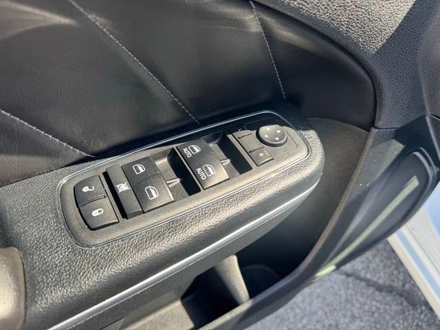 Used 2018 Dodge Charger GT image 12