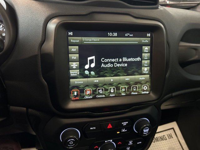 Used 2023 Jeep Renegade Latitude w/ Sun/Sound Group image 20