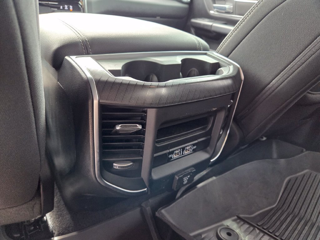 Used 2025 RAM 1500 Big Horn RWD image 7