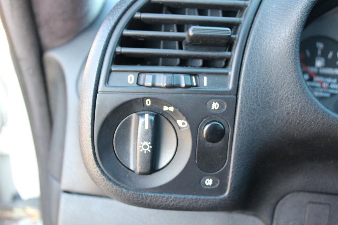 Used 1999 BMW M3 Coupe image 42