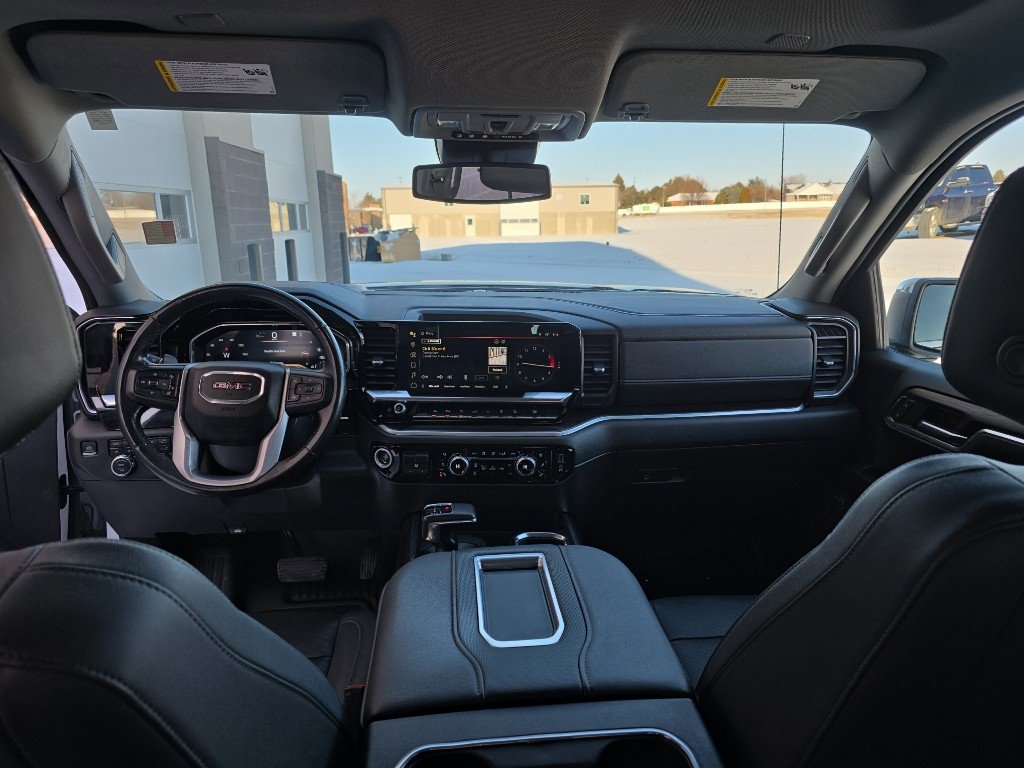 Used 2022 GMC Sierra 1500 SLT w/ SLT Premium Plus Package image 9