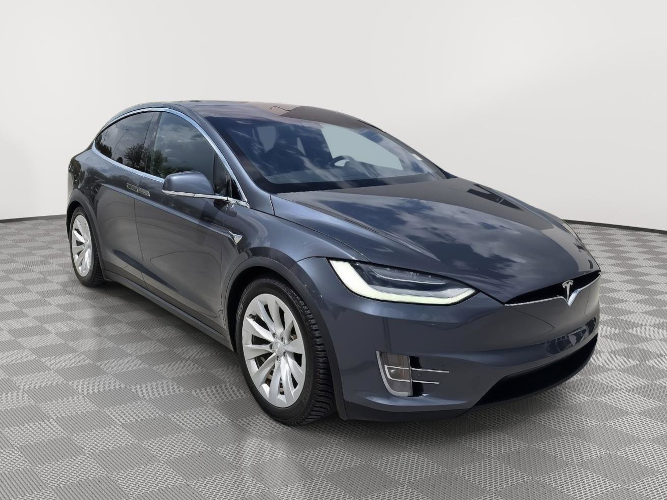 Used 2020 Tesla Model X Long Range AWD/4WD image 25