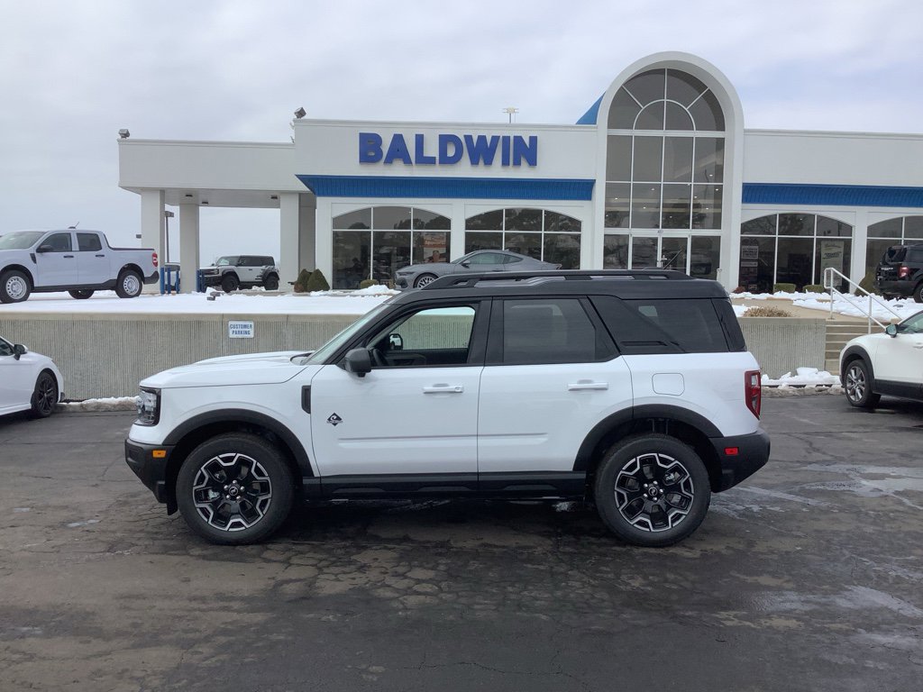 New 2025 Ford Bronco Sport Outer Banks w/ Outer Banks Tech Package+ image 4