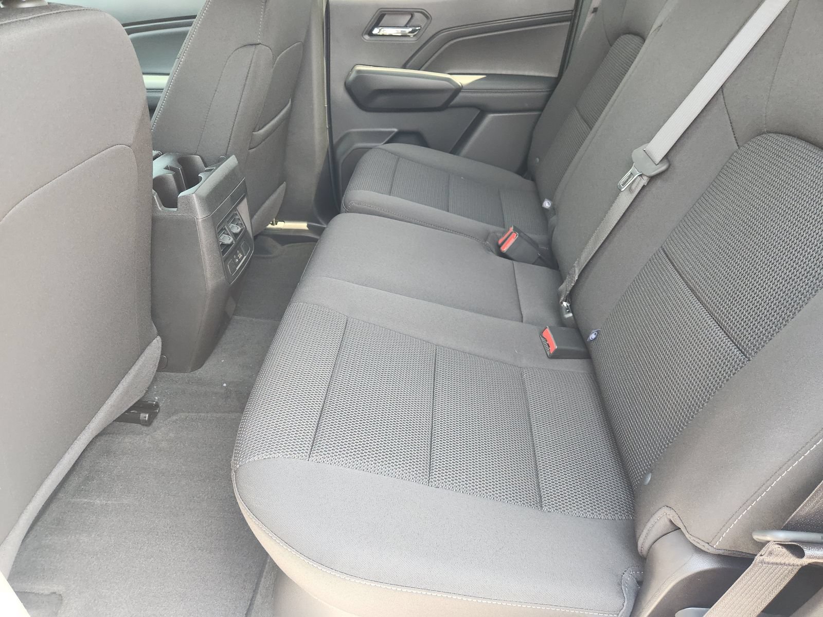 New 2026 GMC Canyon Elevation w/ Convenience Package RWD image 32