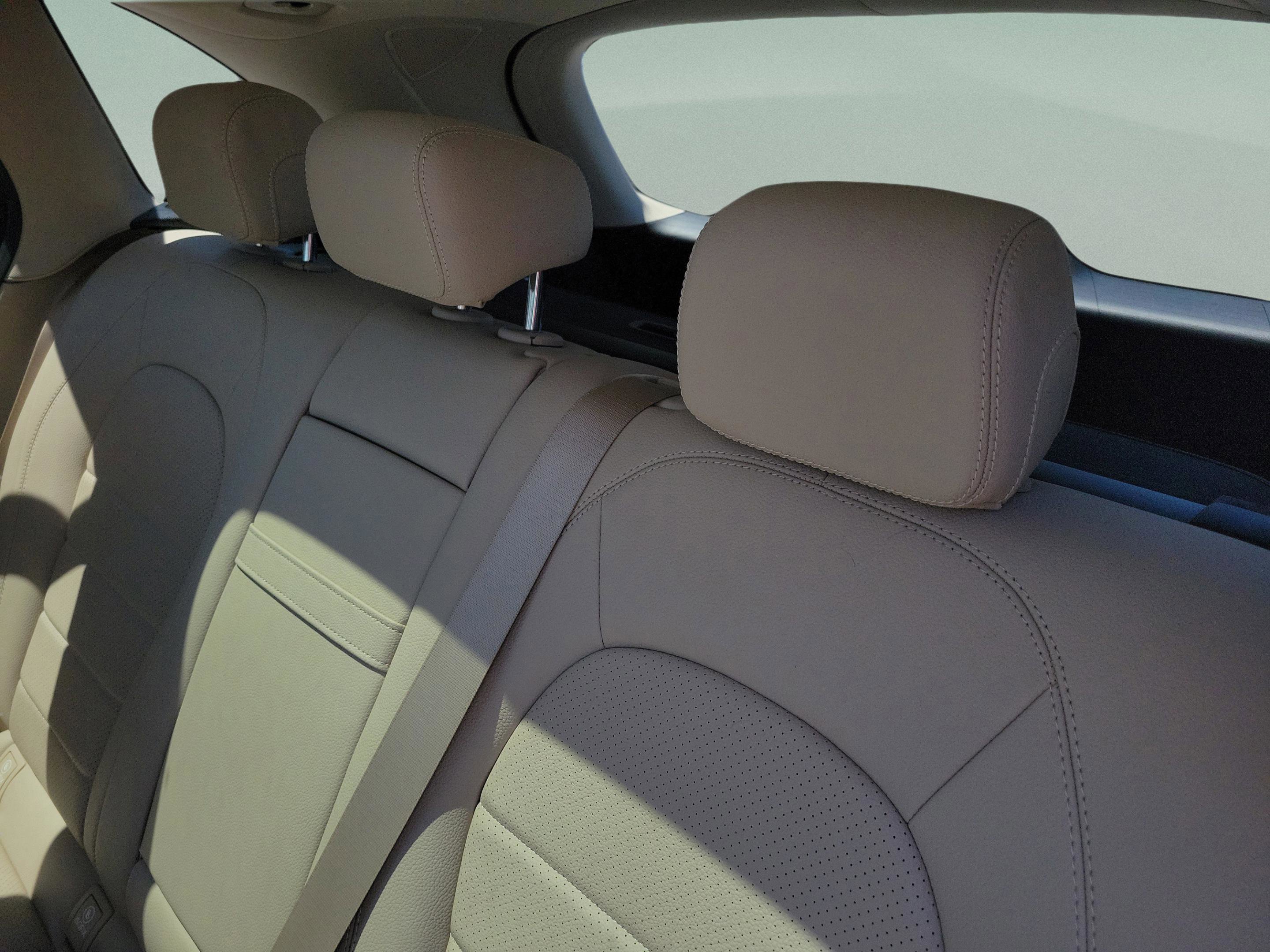 Certified 2022 Mercedes-Benz GLC 300 w/ Premium Package Lite image 8