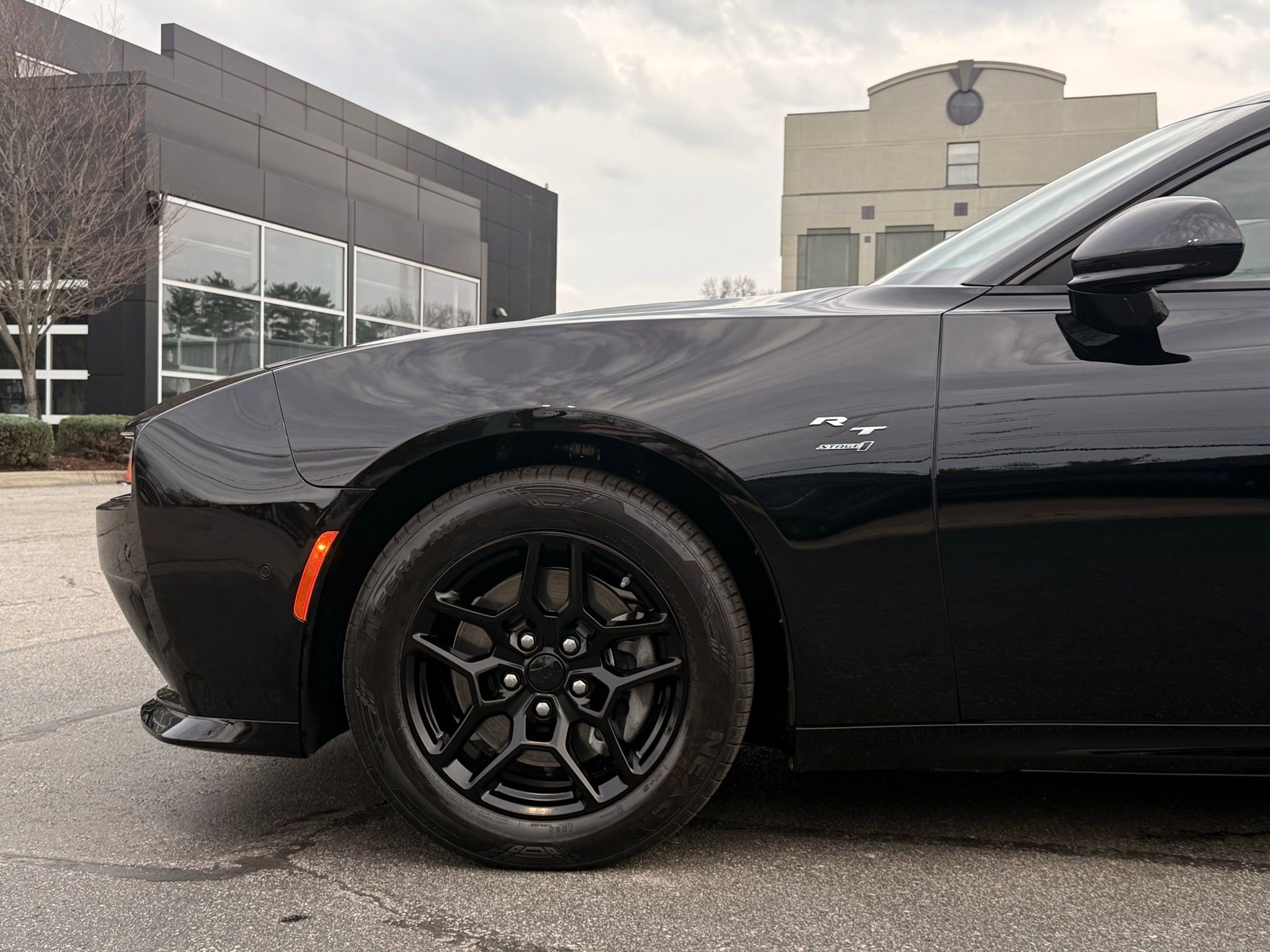 Used 2025 Dodge Charger R/T w/ Quick Order Package 25M R/T image 7