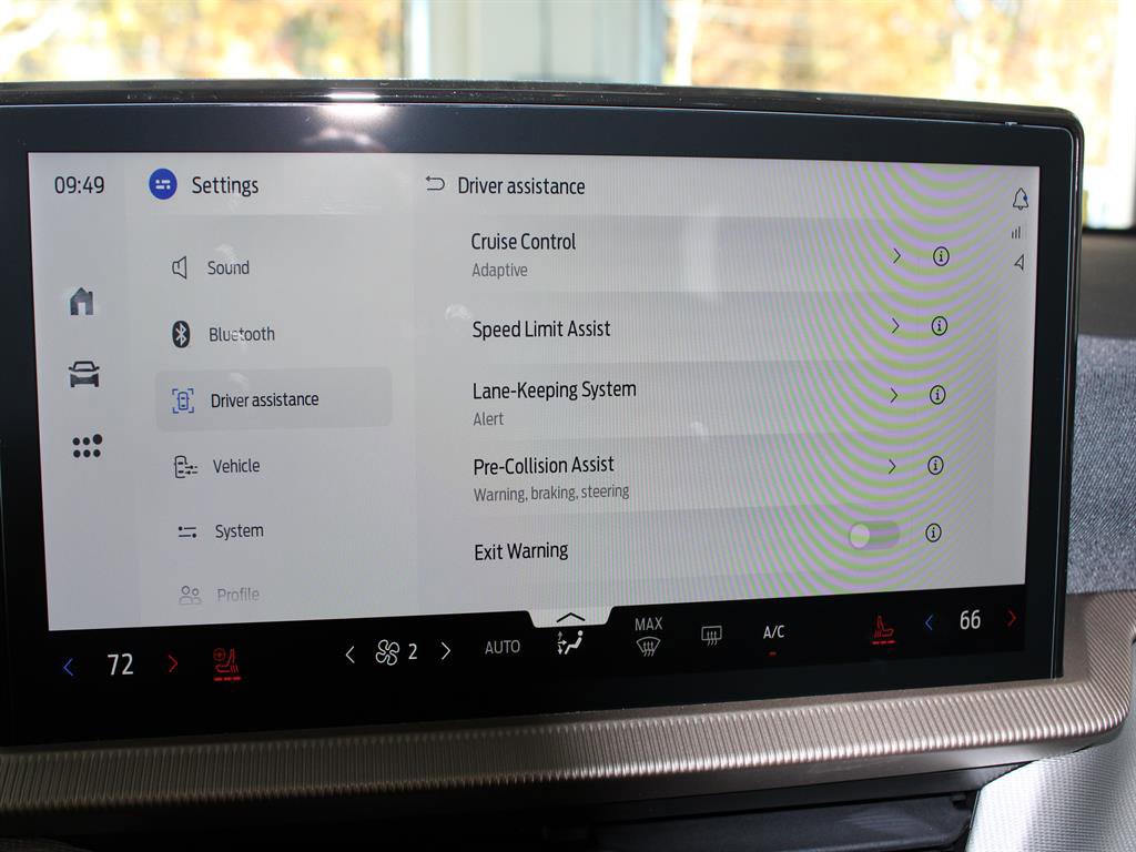 New 2026 Ford Explorer Active w/ Active Comfort Package image 30