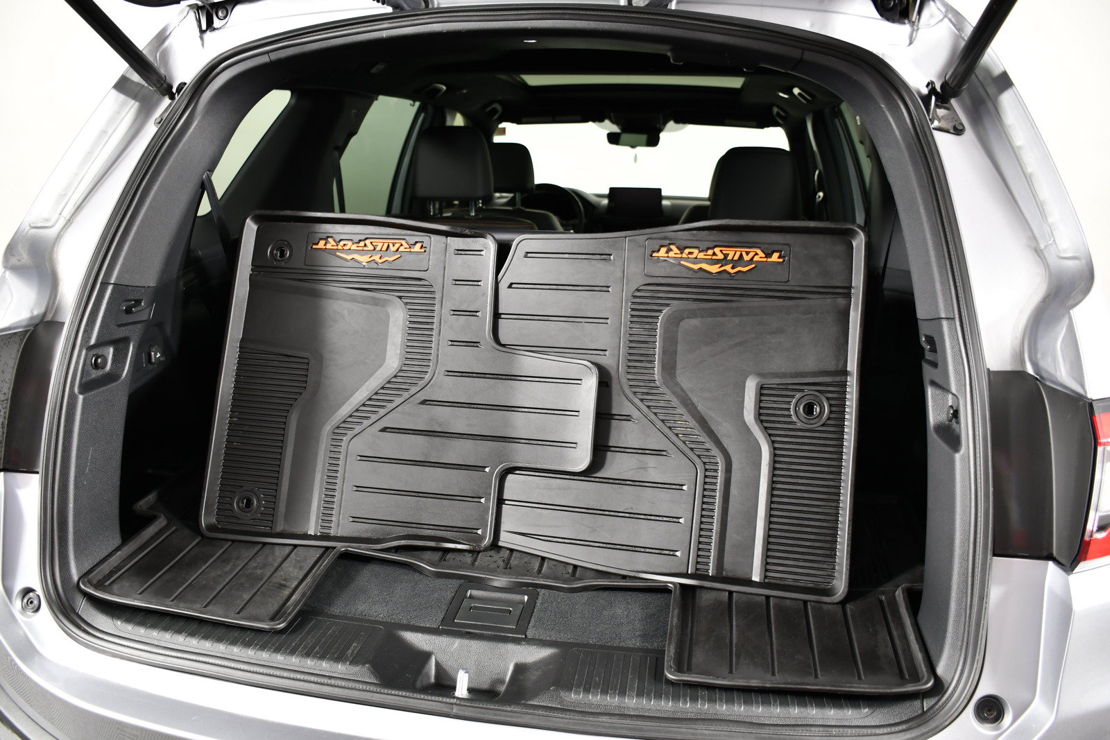 Used 2025 Honda Pilot TrailSport image 52