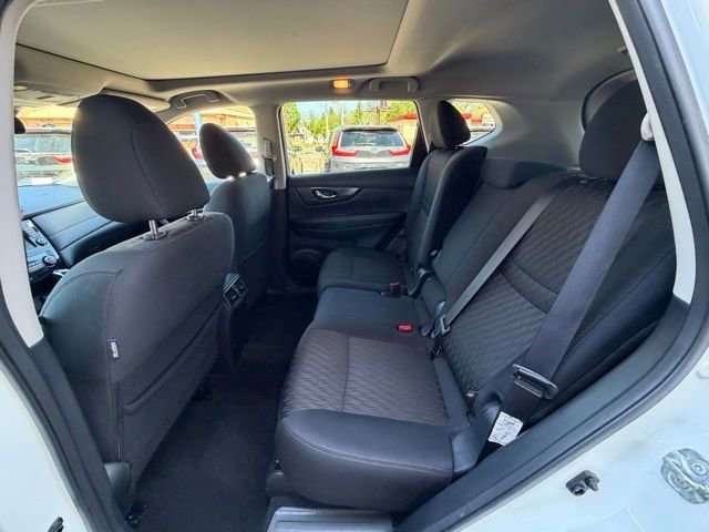Used 2020 Nissan Rogue SV AWD/4WD image 14