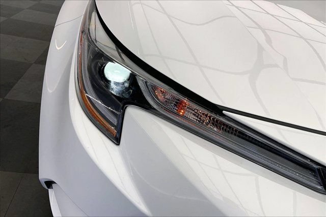 Used 2026 Toyota Corolla LE w/ LE Premium Package FWD image 29