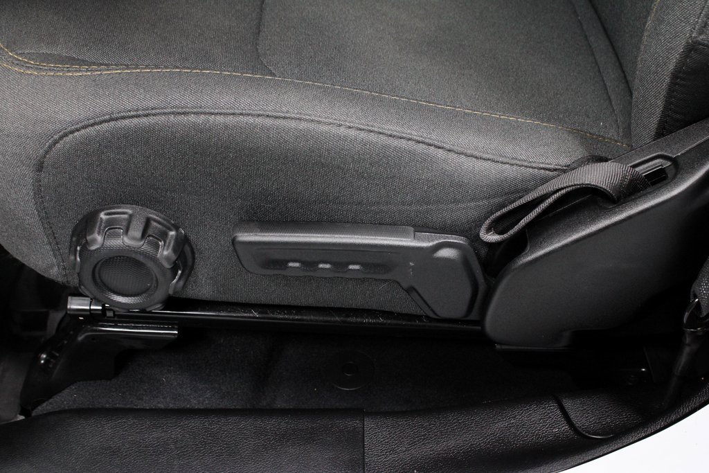 Used 2024 Jeep Wrangler Unlimited image 24