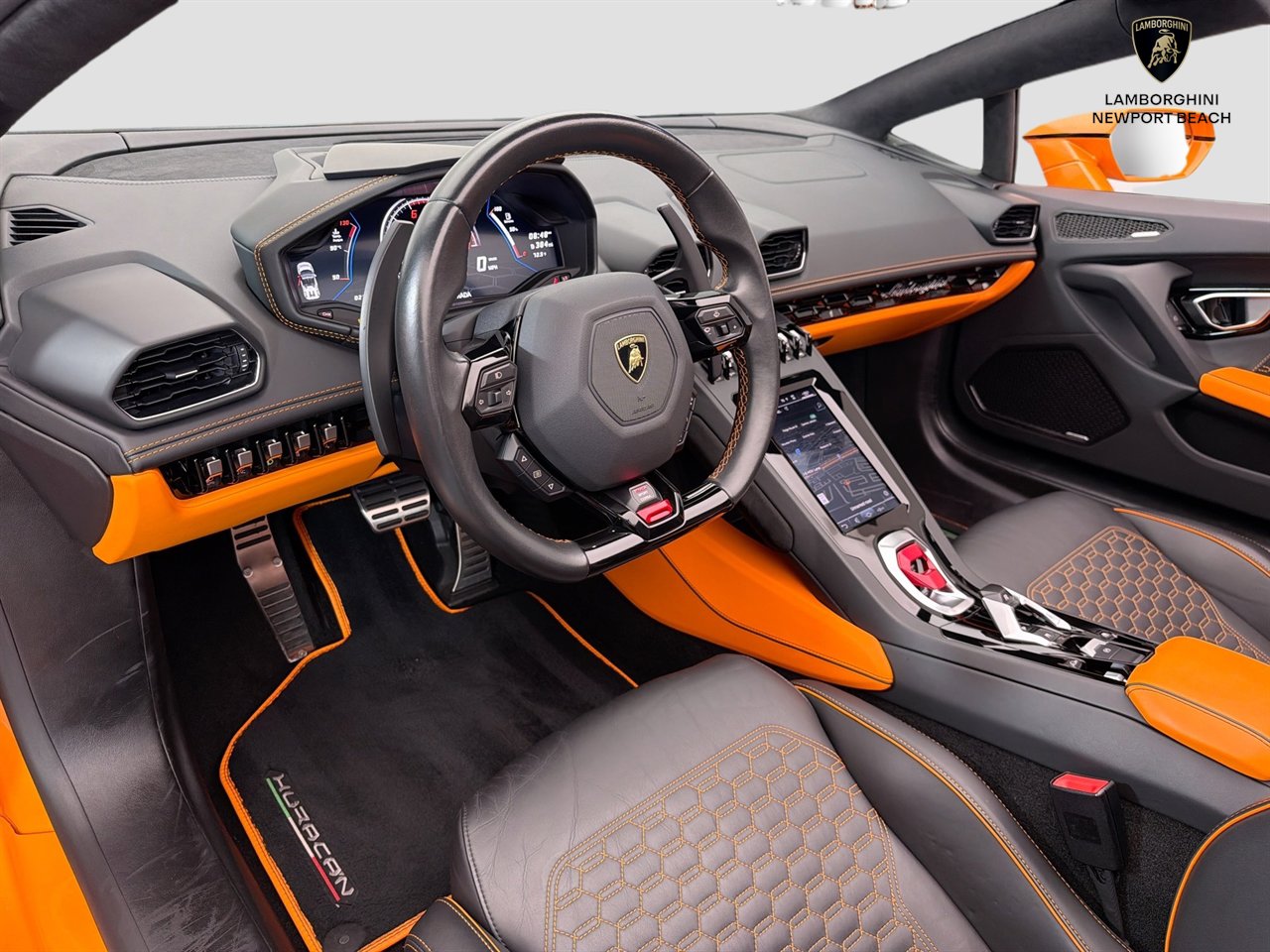 Used 2023 Lamborghini Huracan EVO AWD/4WD image 9