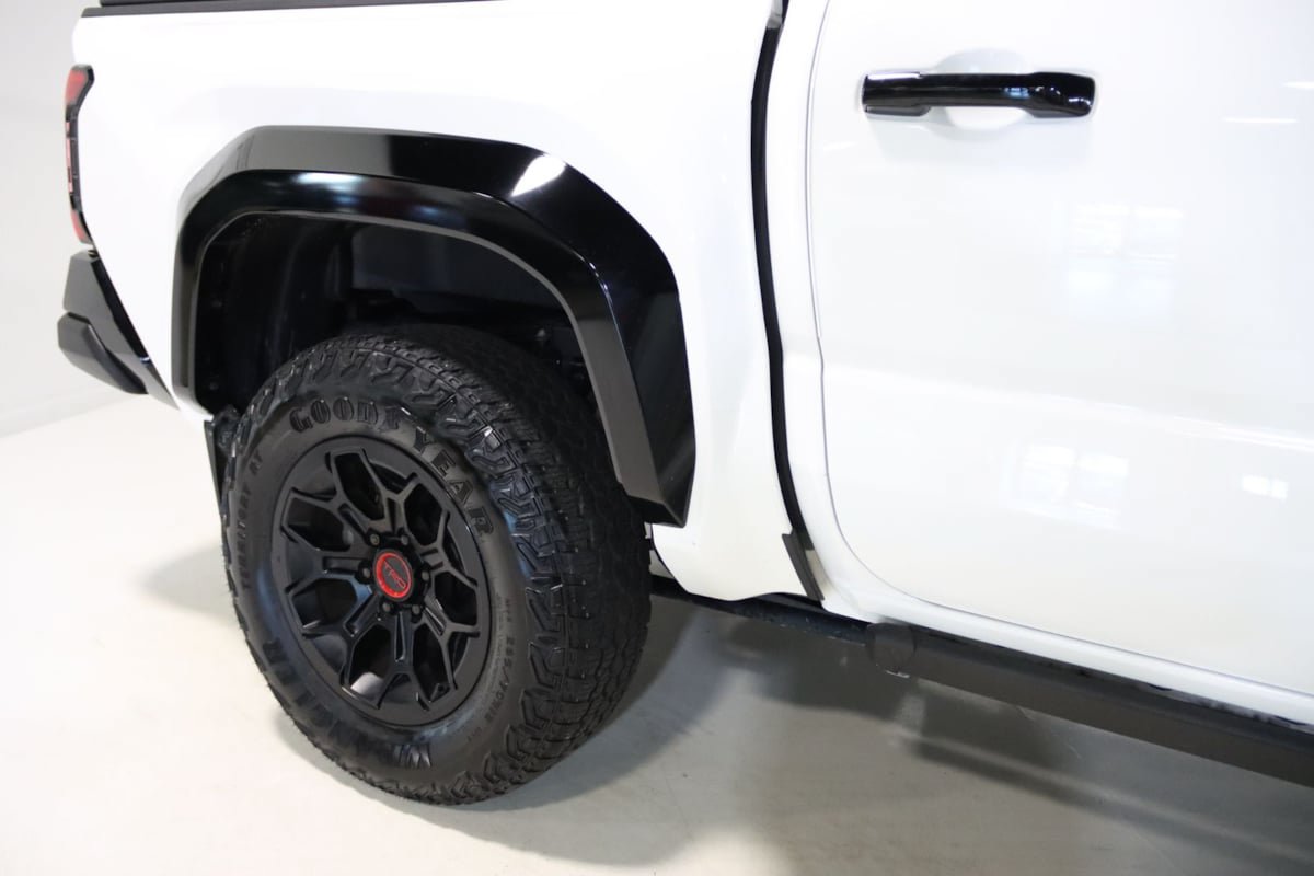 Used 2024 Toyota Tacoma TRD Pro AWD/4WD image 10
