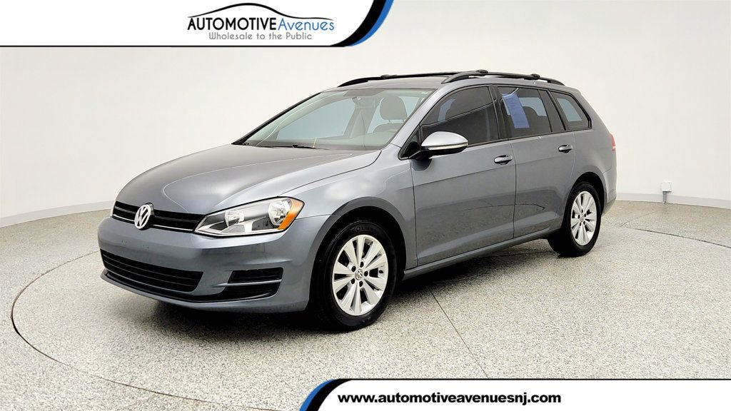Used 2017 Volkswagen Golf S AWD/4WD image 1