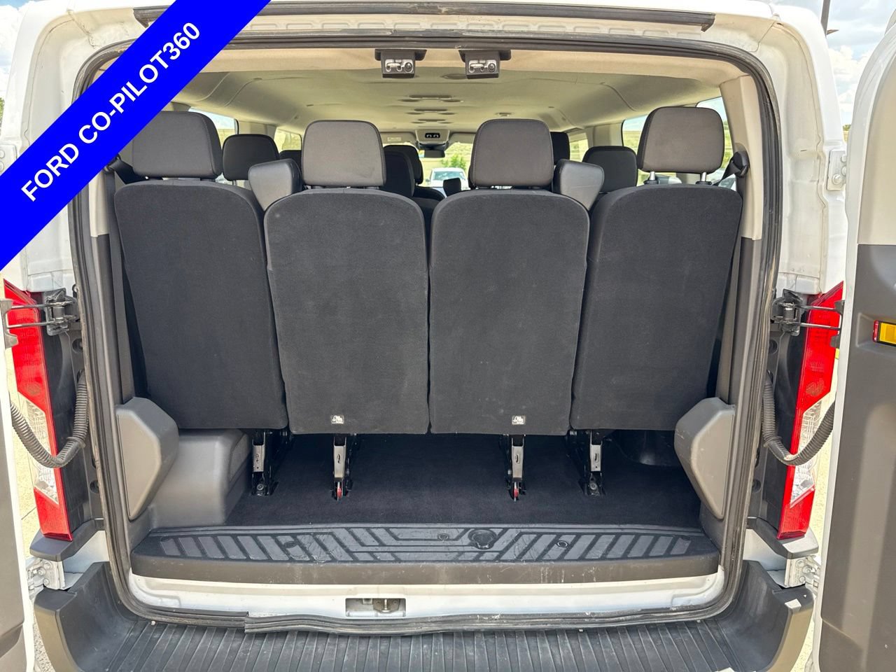 Certified 2024 Ford Transit 350 XLT RWD image 9