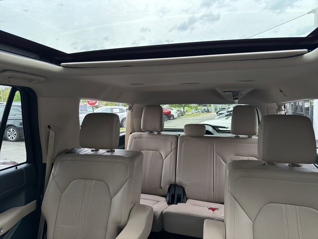Used 2022 Ford Expedition Max Limited AWD/4WD image 10
