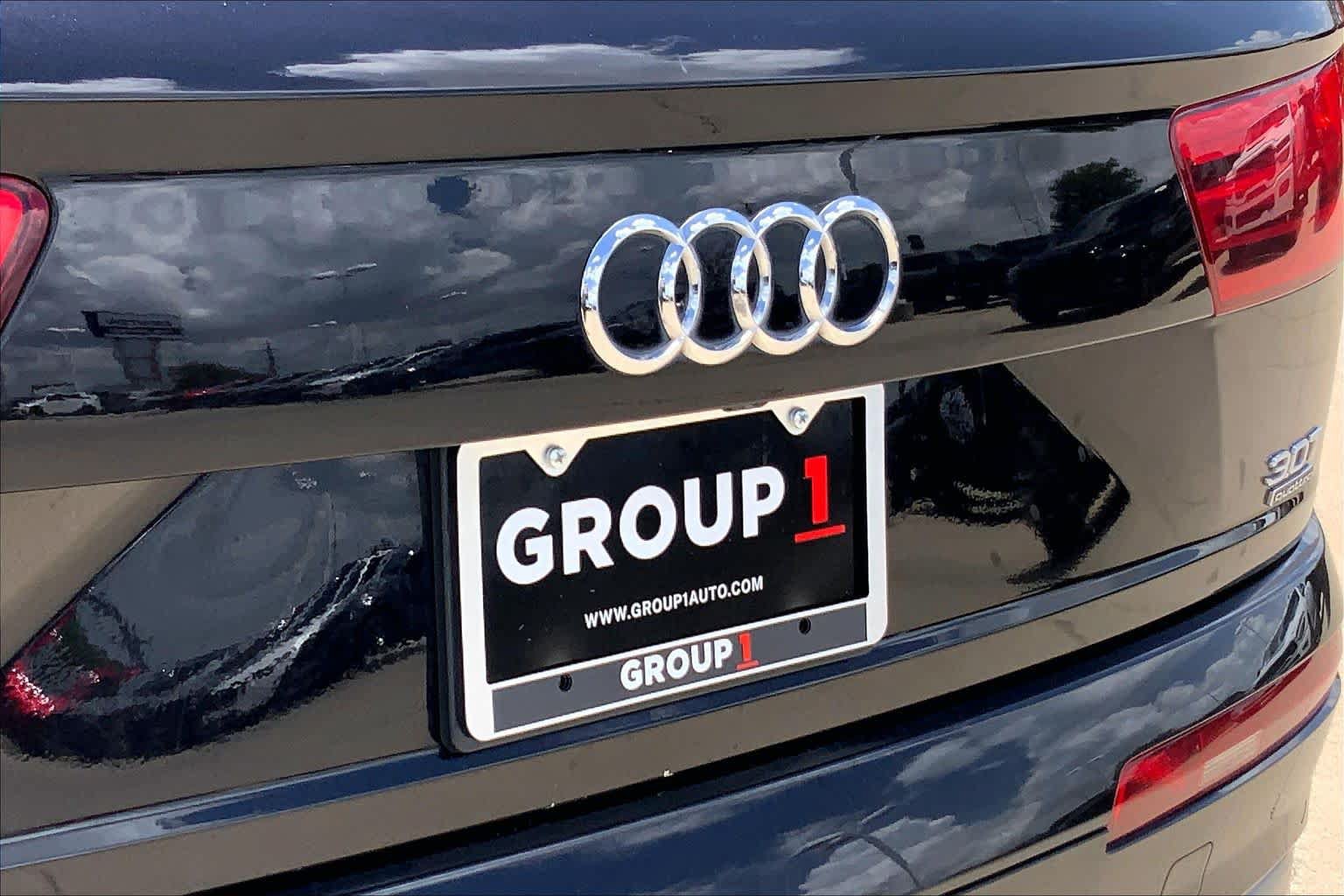 Used 2018 Audi Q7 3.0T Prestige AWD/4WD image 31