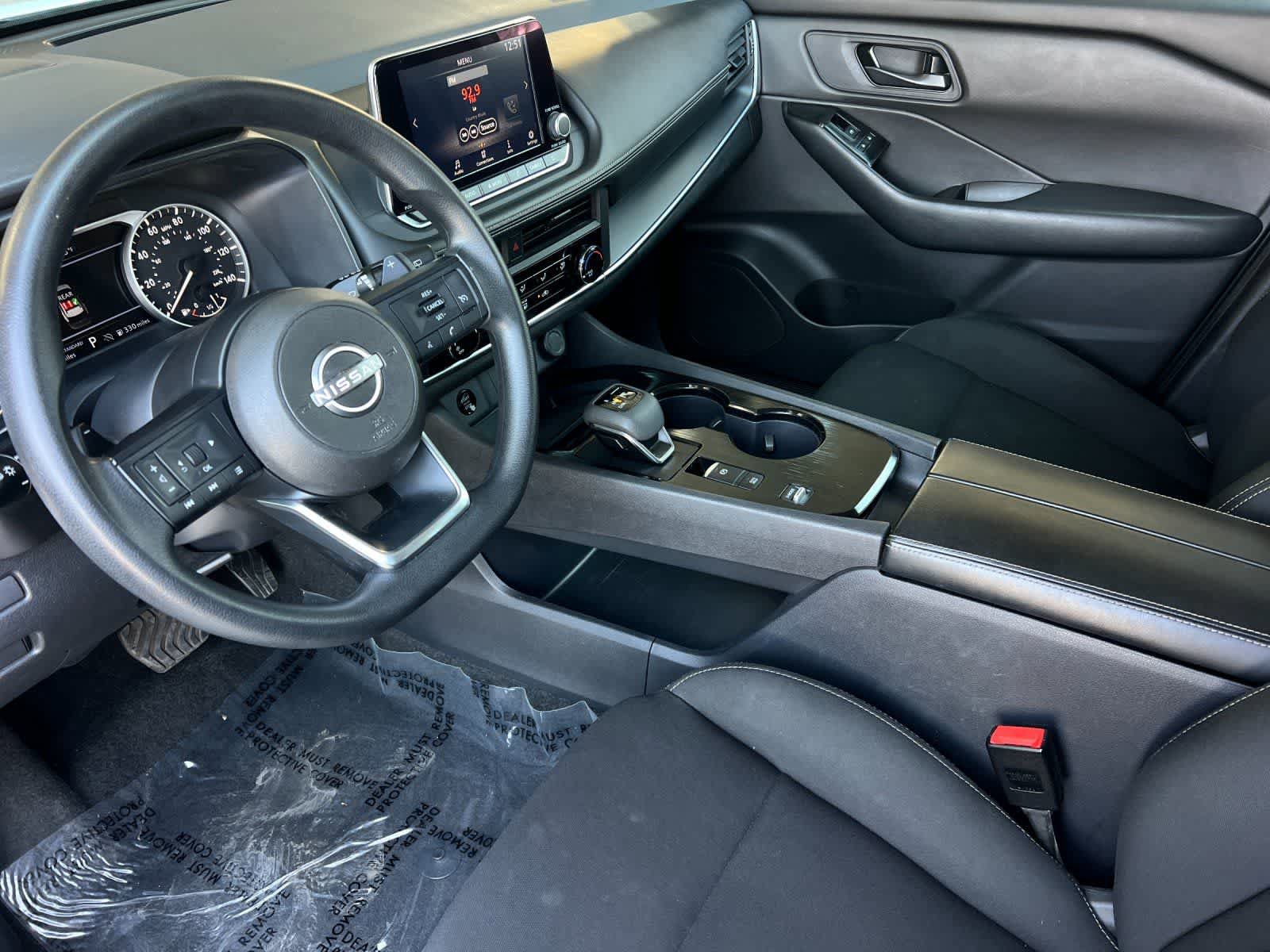 Used 2024 Nissan Rogue S FWD image 12