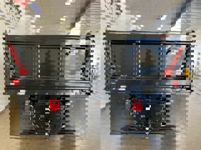 New 2025 Ford F550 4x4 Regular Cab Super Duty image 6