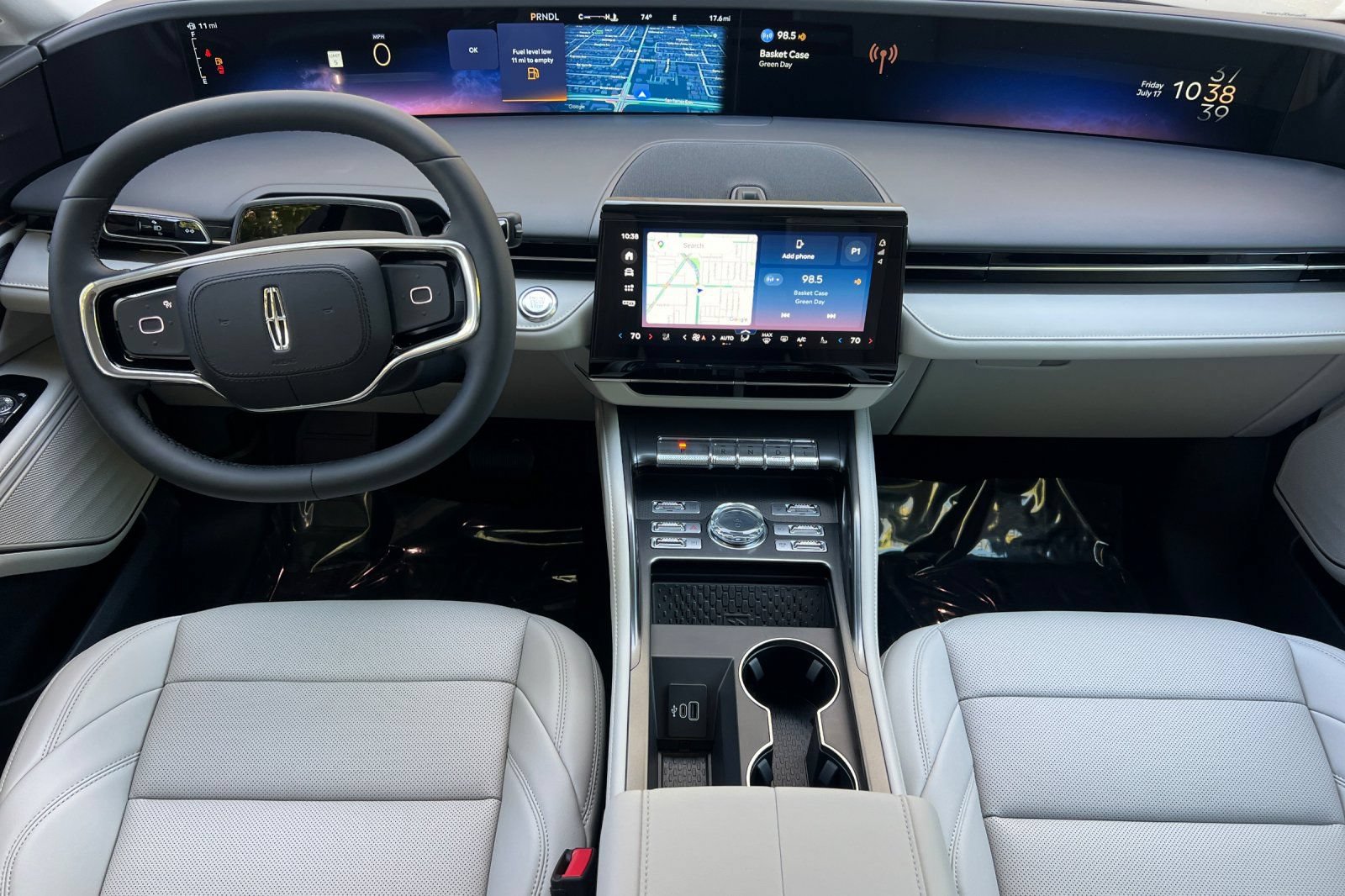 New 2026 Lincoln Nautilus Premier AWD/4WD image 10