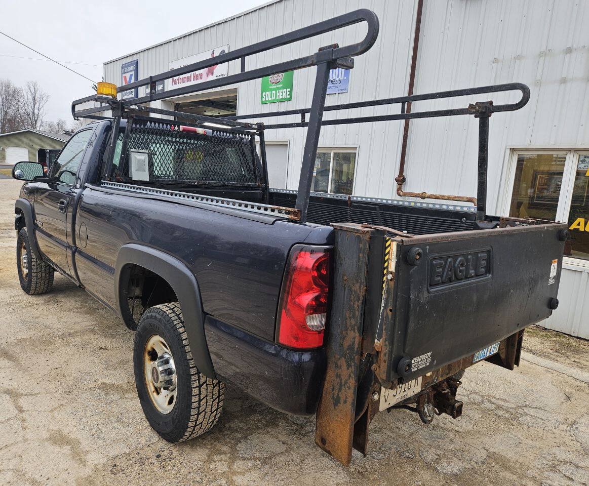 Used 2006 Chevrolet Silverado 2500 W/T RWD image 8