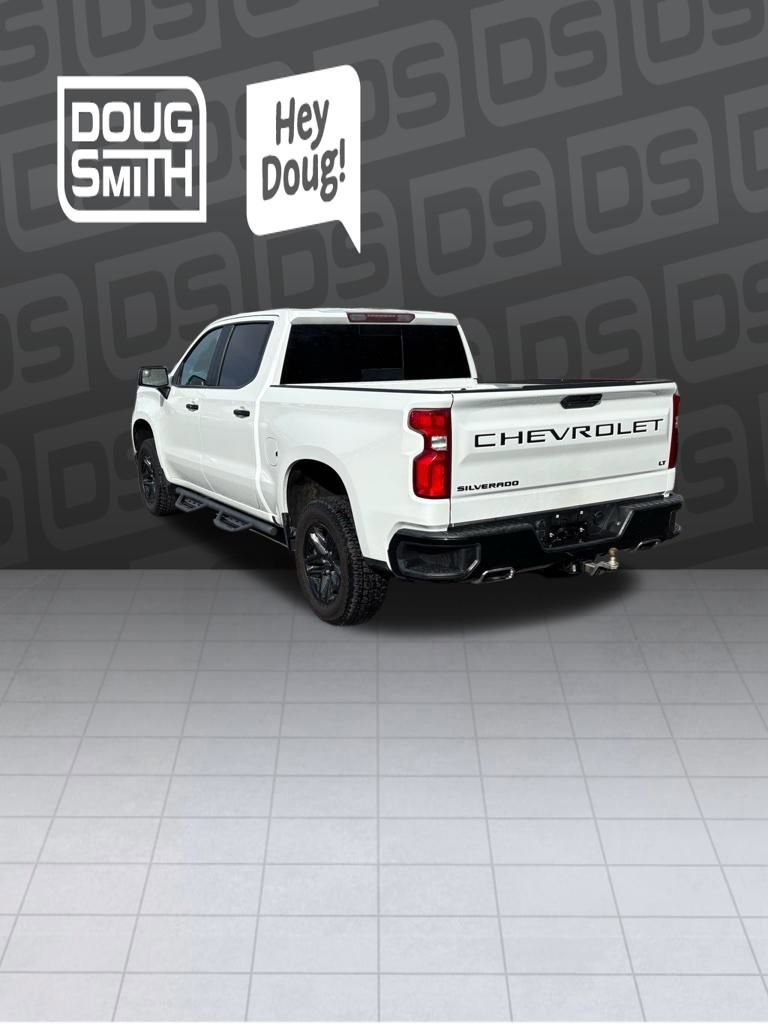 Used 2021 Chevrolet Silverado 1500 LT Trail Boss w/ Convenience Package II image 2