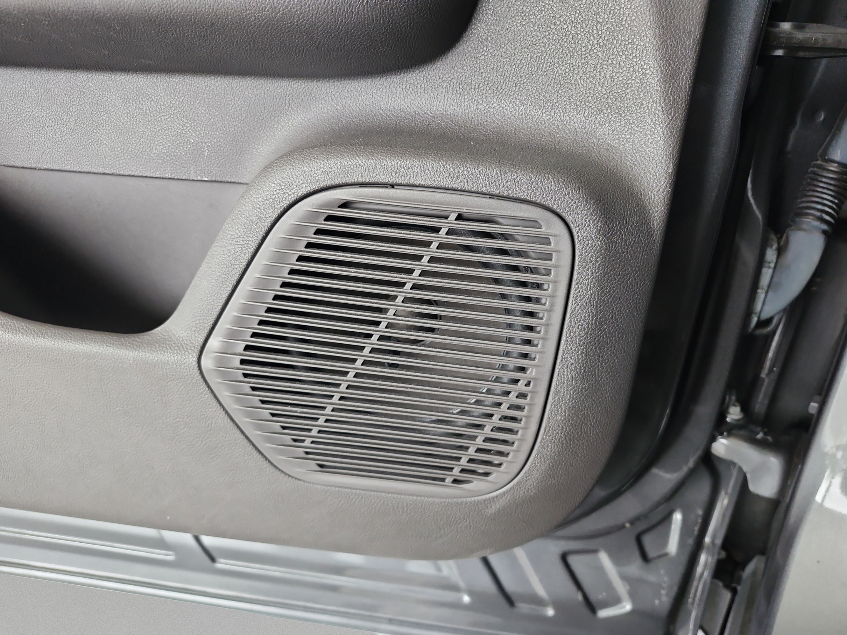 Used 2021 Lincoln Corsair FWD w/ Convenience Package image 25