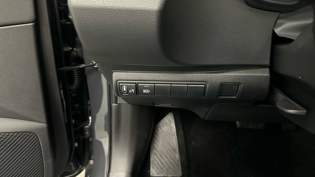 Certified 2024 Toyota Corolla SE image 23
