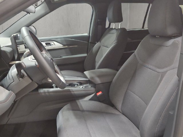 New 2027 Ford Explorer Active w/ Active Comfort Package AWD/4WD image 8