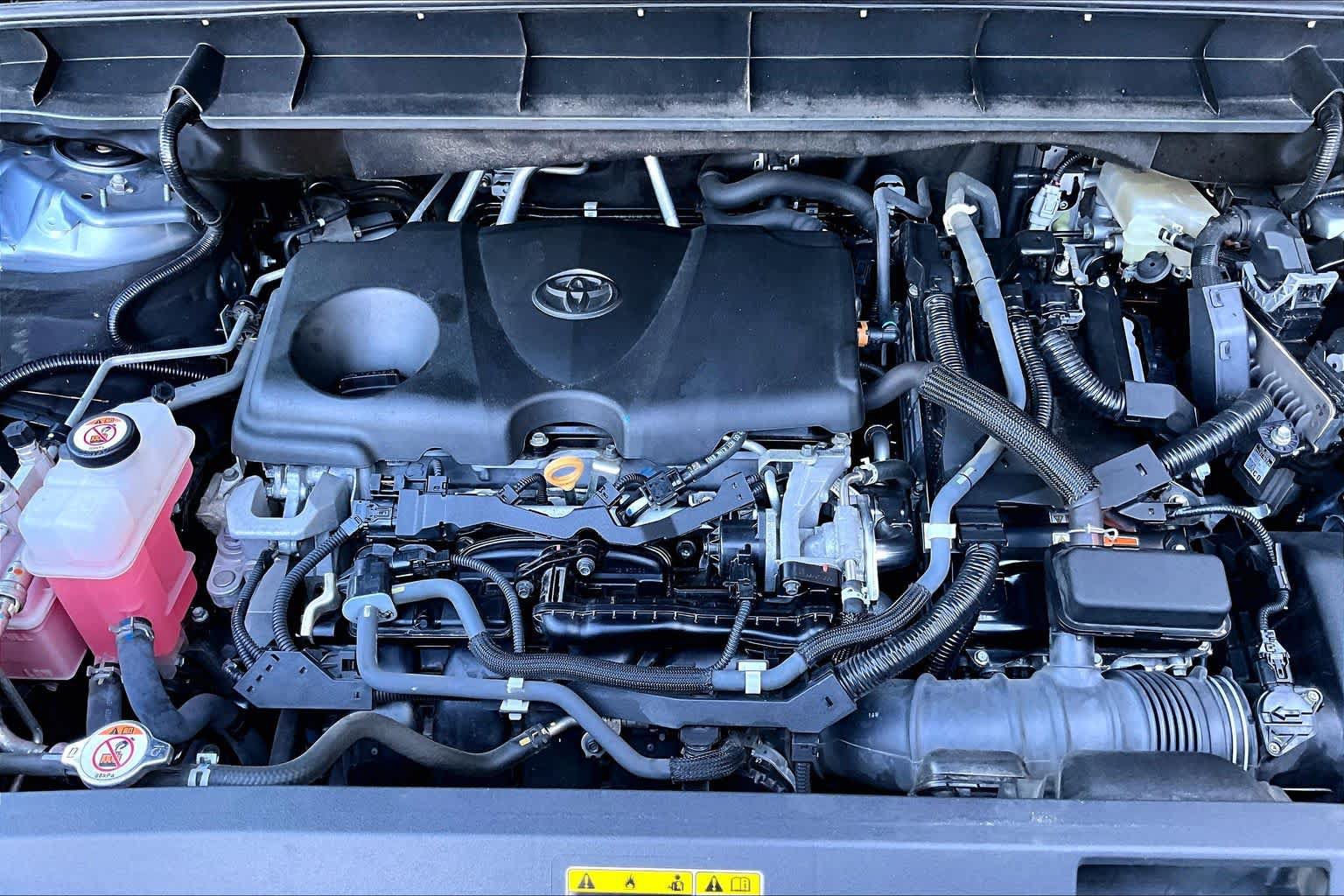 Certified 2020 Toyota Highlander LE FWD image 32