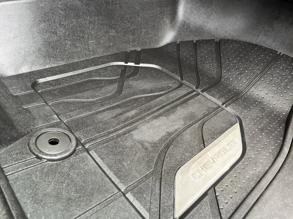 Used 2021 GMC Yukon XL SLE image 46