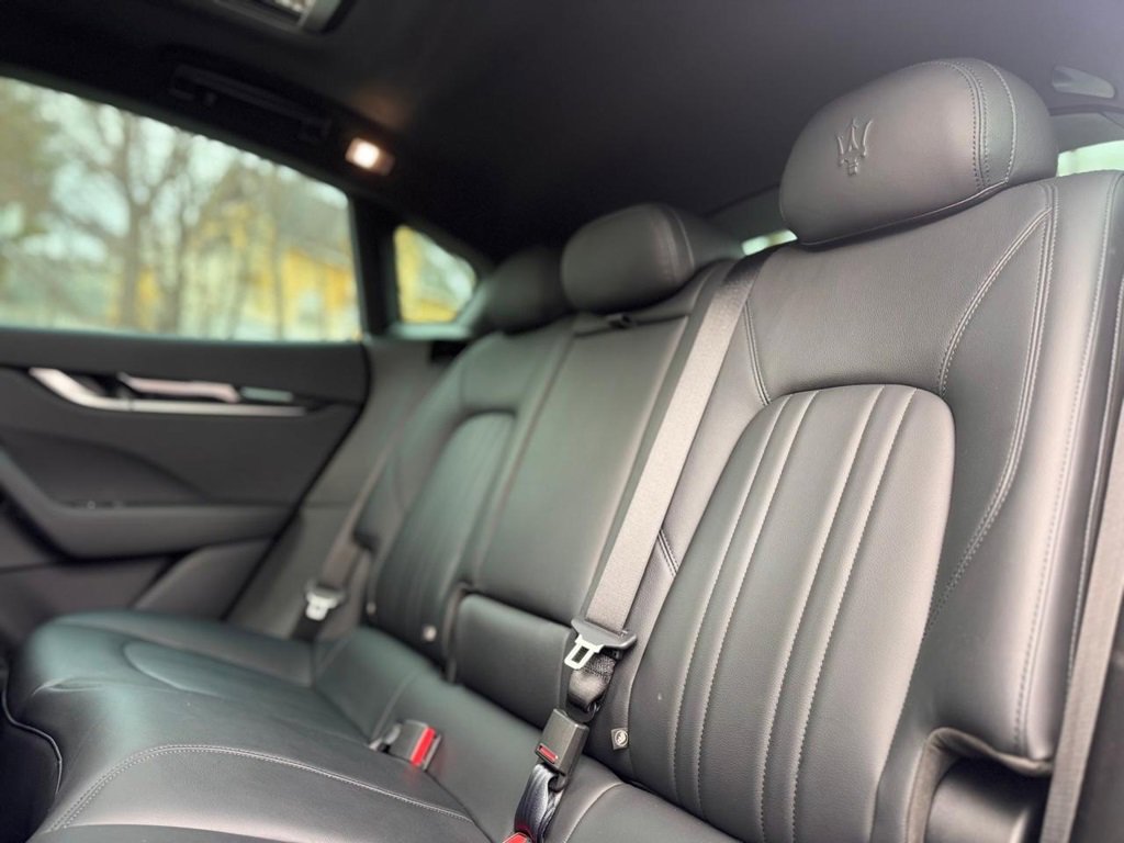 Used 2023 Maserati Levante GT image 23