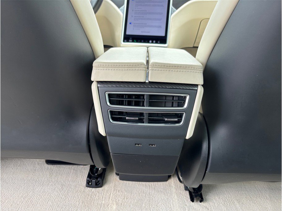 Used 2018 Tesla Model S 100D image 35