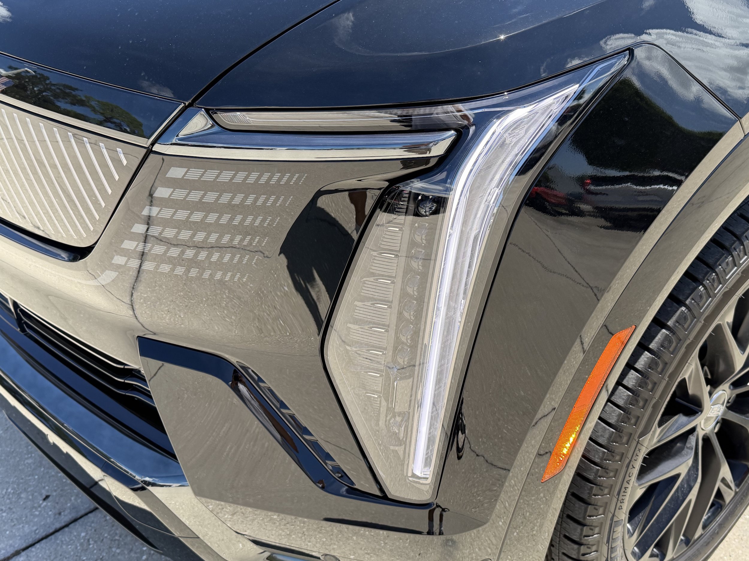 New 2026 Cadillac Escalade IQL Sport 2 w/ LPO, ONYX Package AWD/4WD image 8