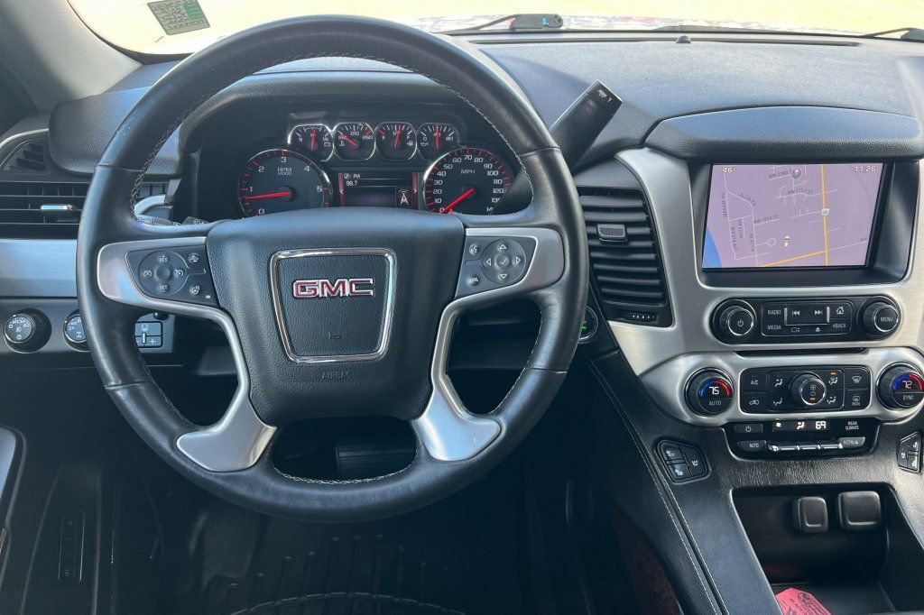Used 2015 GMC Yukon SLT image 11