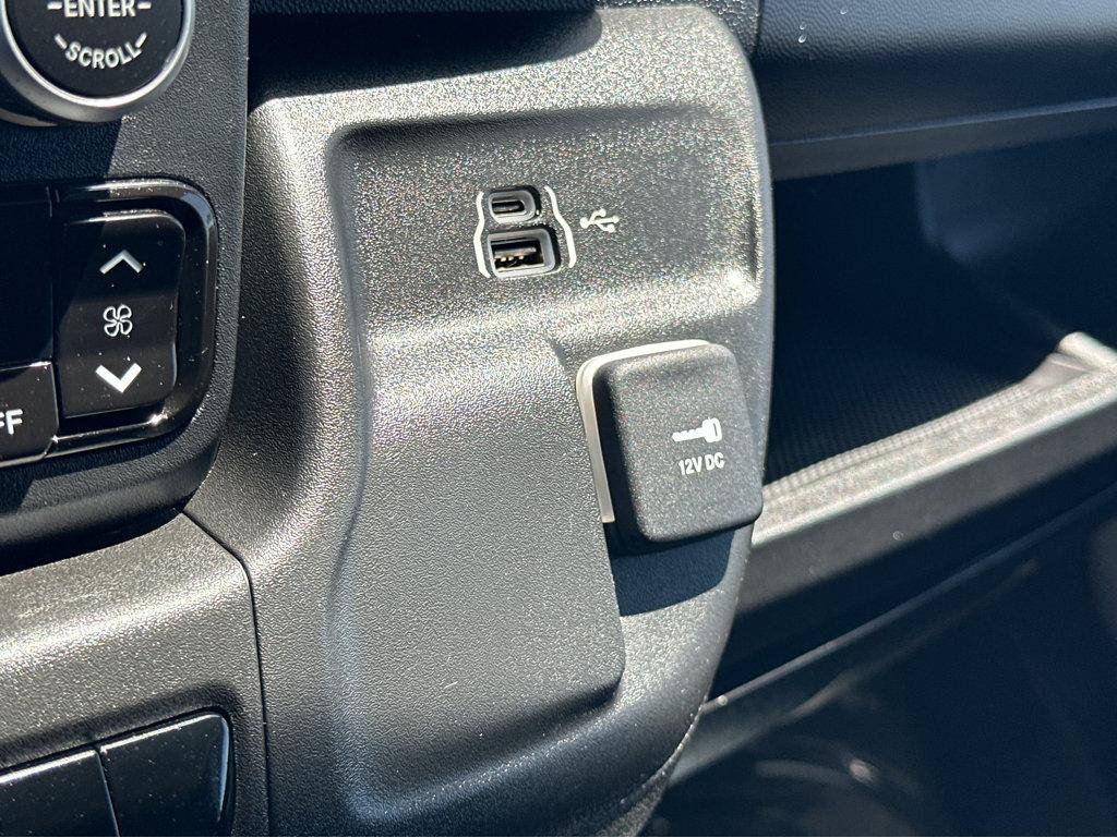 Used 2023 RAM ProMaster 3500 FWD image 28