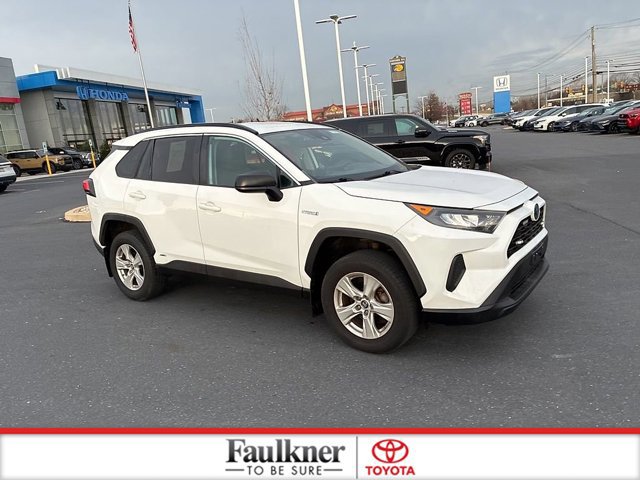 Certified 2019 Toyota RAV4 LE image 3