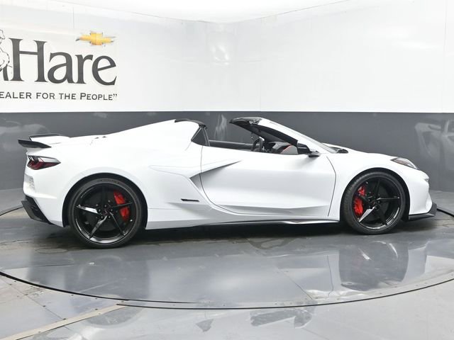 New 2026 Chevrolet Corvette E-Ray w/ Stealth Interior Trim Package image 16