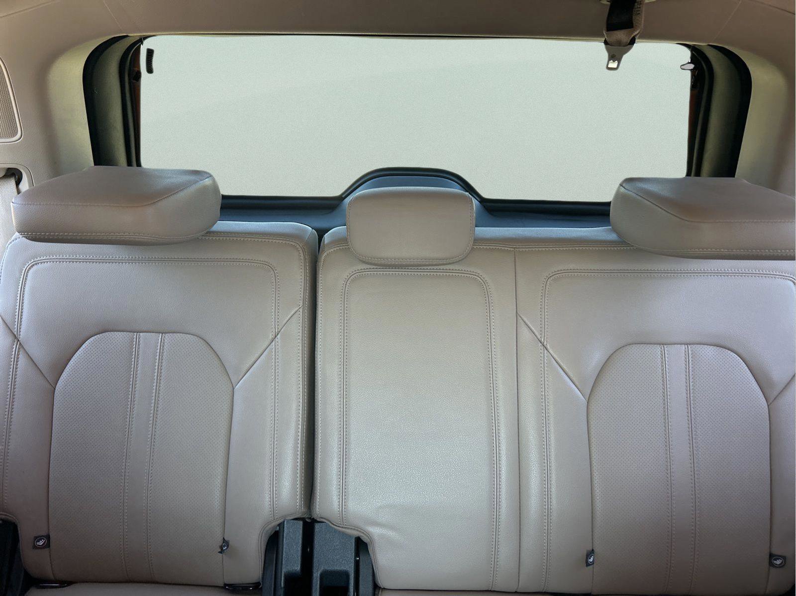 Used 2024 Ford Expedition Limited image 28