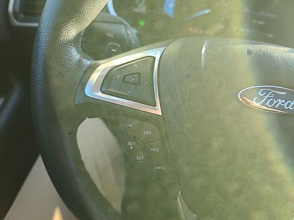 Used 2016 Ford Edge SEL w/ Equipment Group 201A image 24