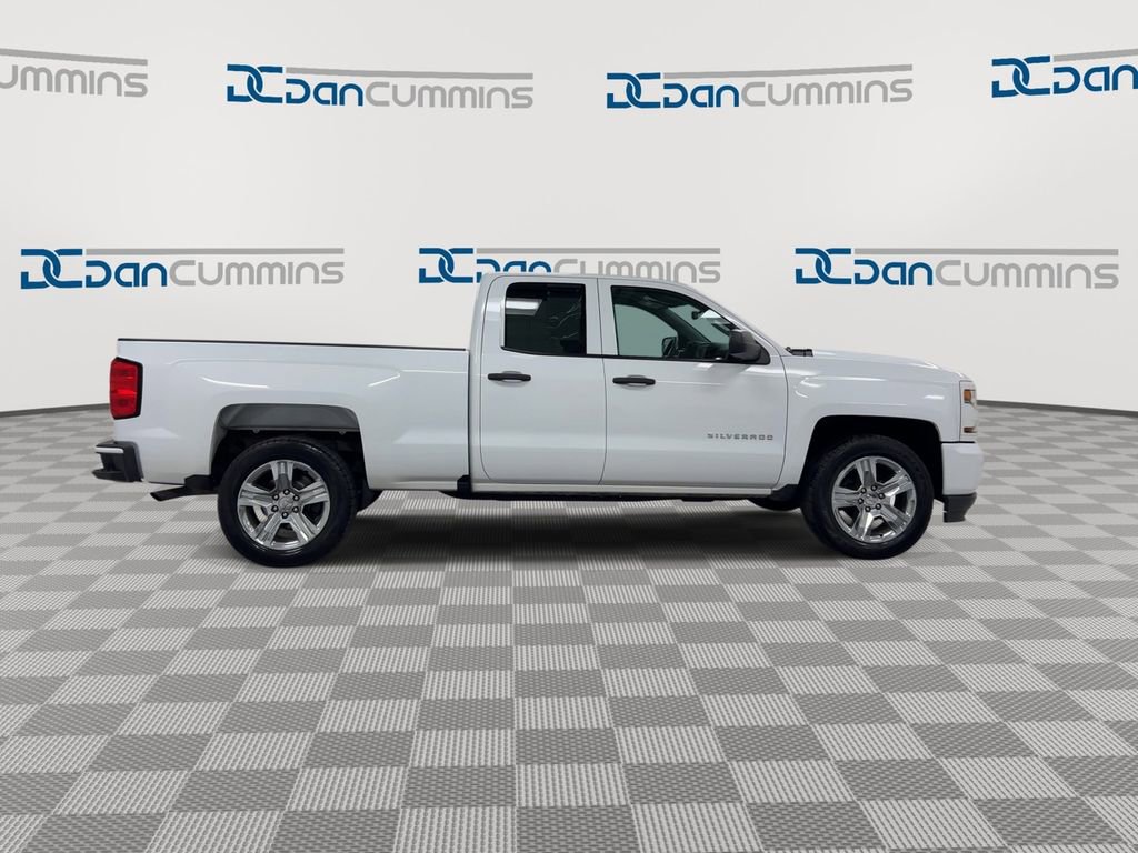 Used 2016 Chevrolet Silverado 1500 Custom w/ Custom Convenience Package RWD image 9