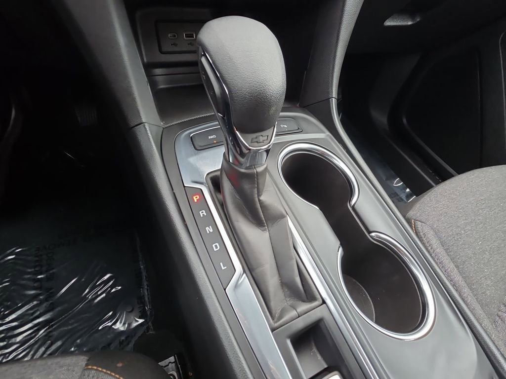 Used 2024 Chevrolet Equinox LT image 16