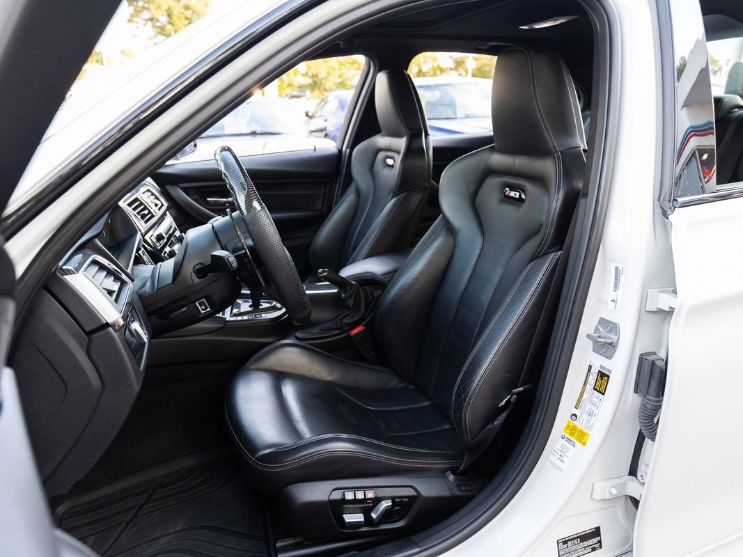 Used 2016 BMW M3 w/ Executive Package RWD image 16