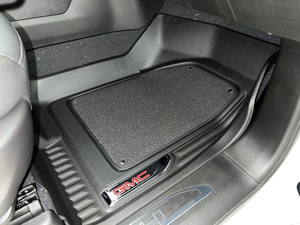 Used 2024 GMC Sierra 1500 AT4 AWD/4WD image 38