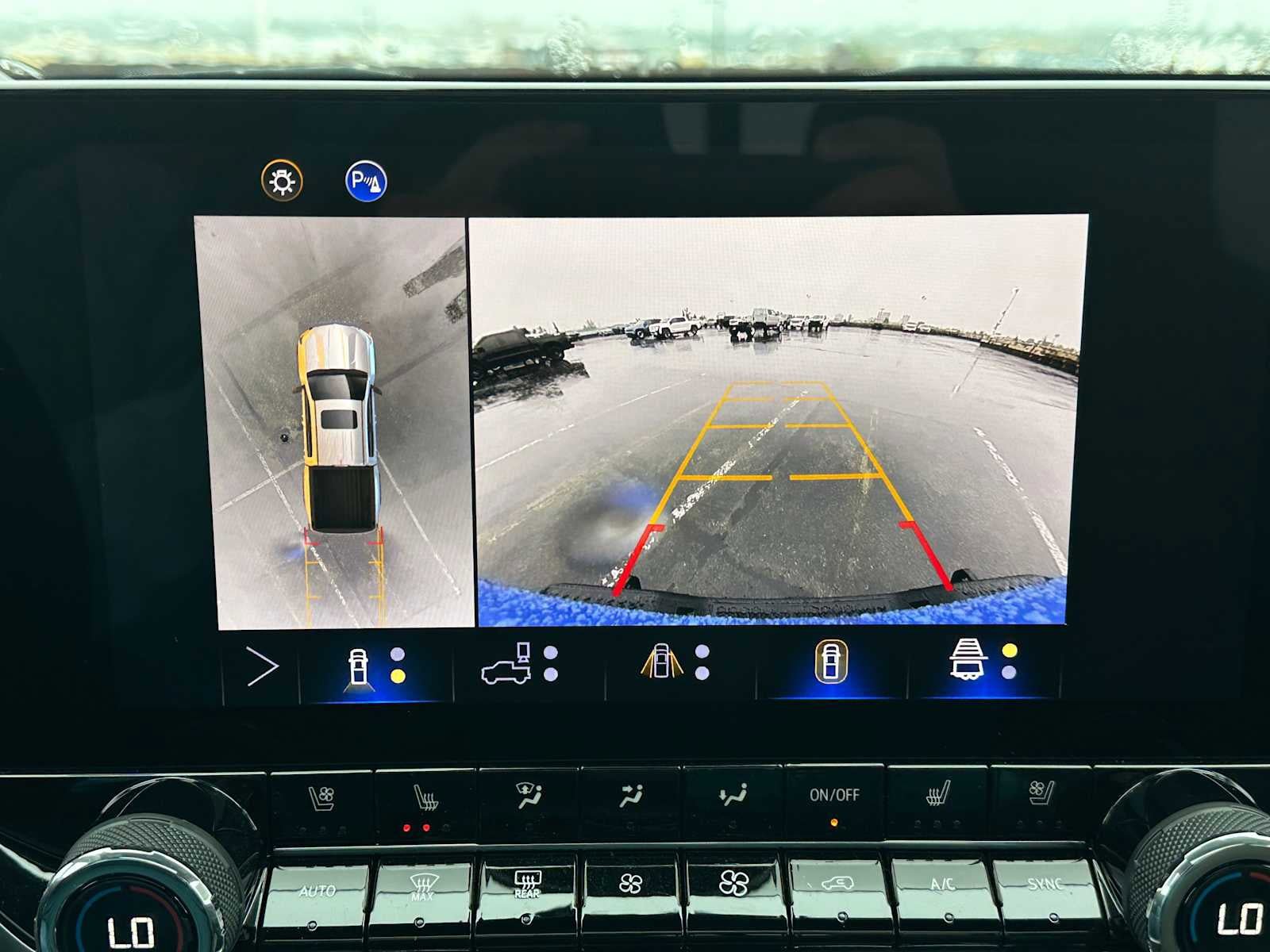 New 2025 Chevrolet Colorado ZR2 w/ ZR2 Bison Edition image 28