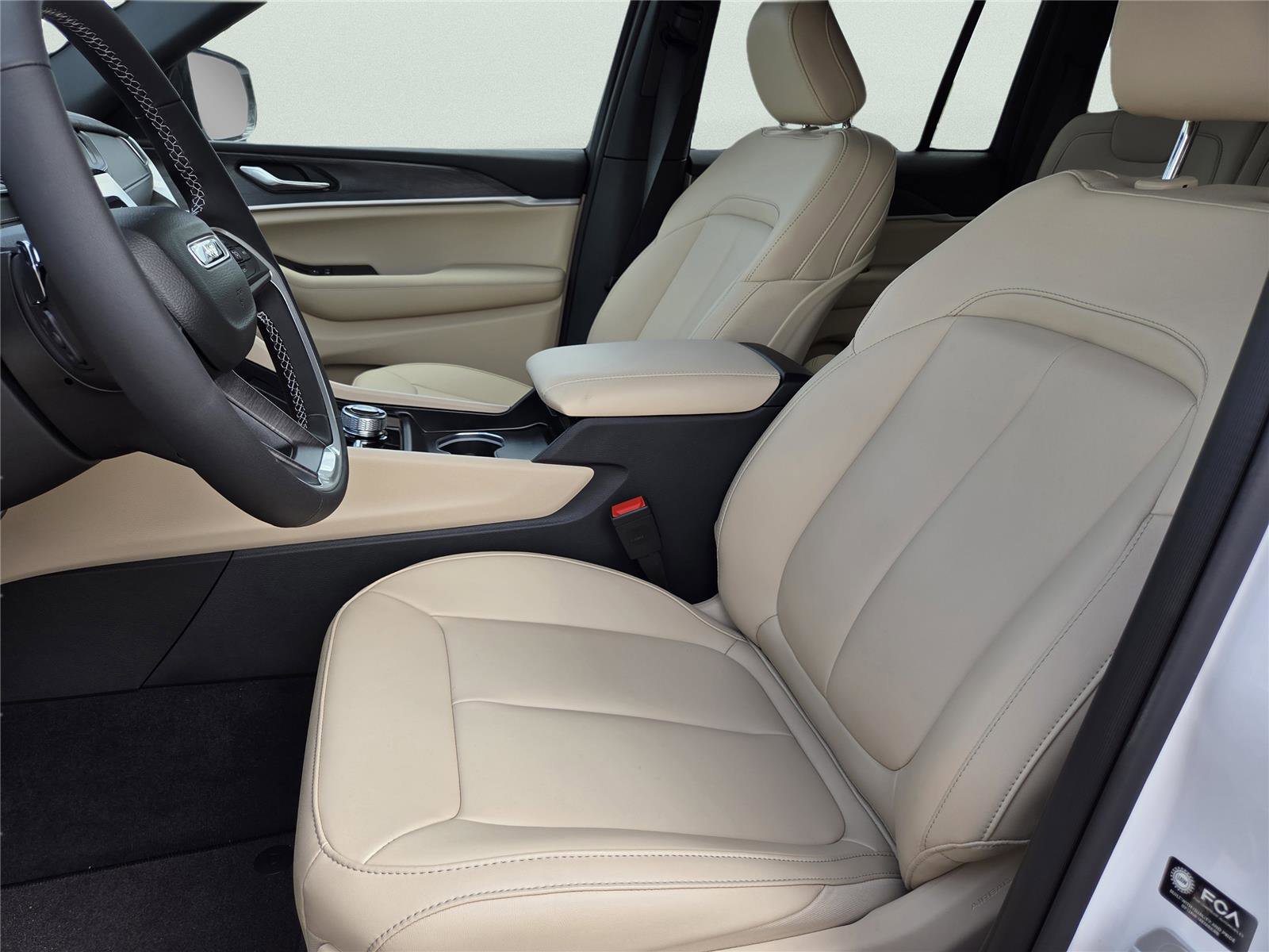 New 2025 Jeep Grand Cherokee Limited w/ Trailer Tow Package image 49