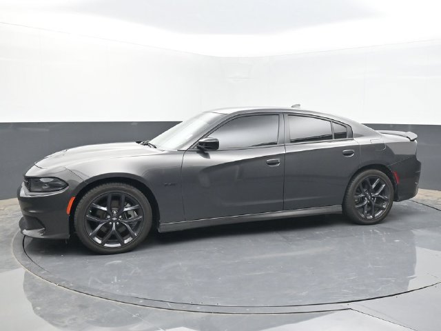 Used 2023 Dodge Charger R/T w/ Blacktop Package RWD image 2