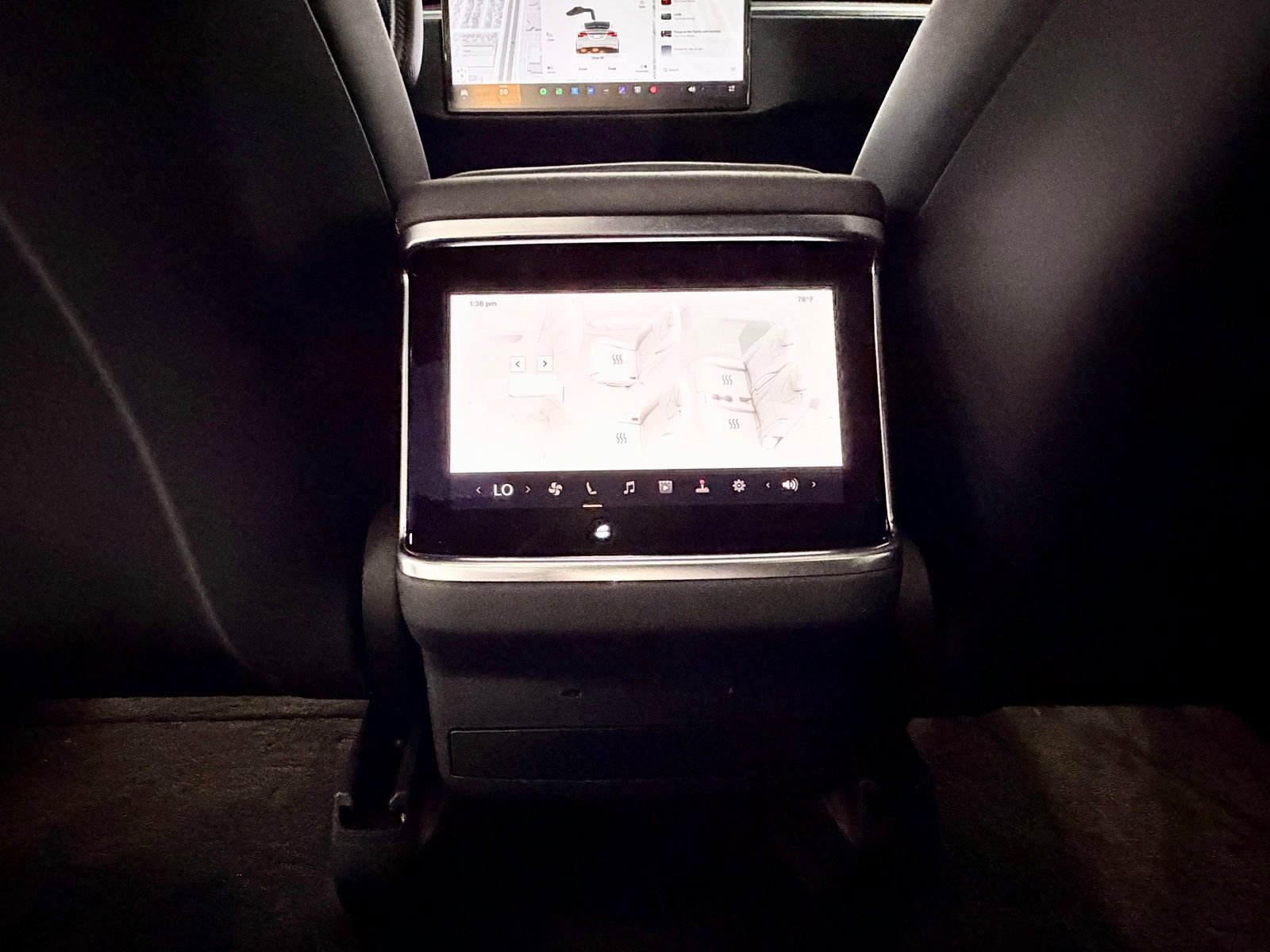 Used 2022 Tesla Model X AWD/4WD image 34